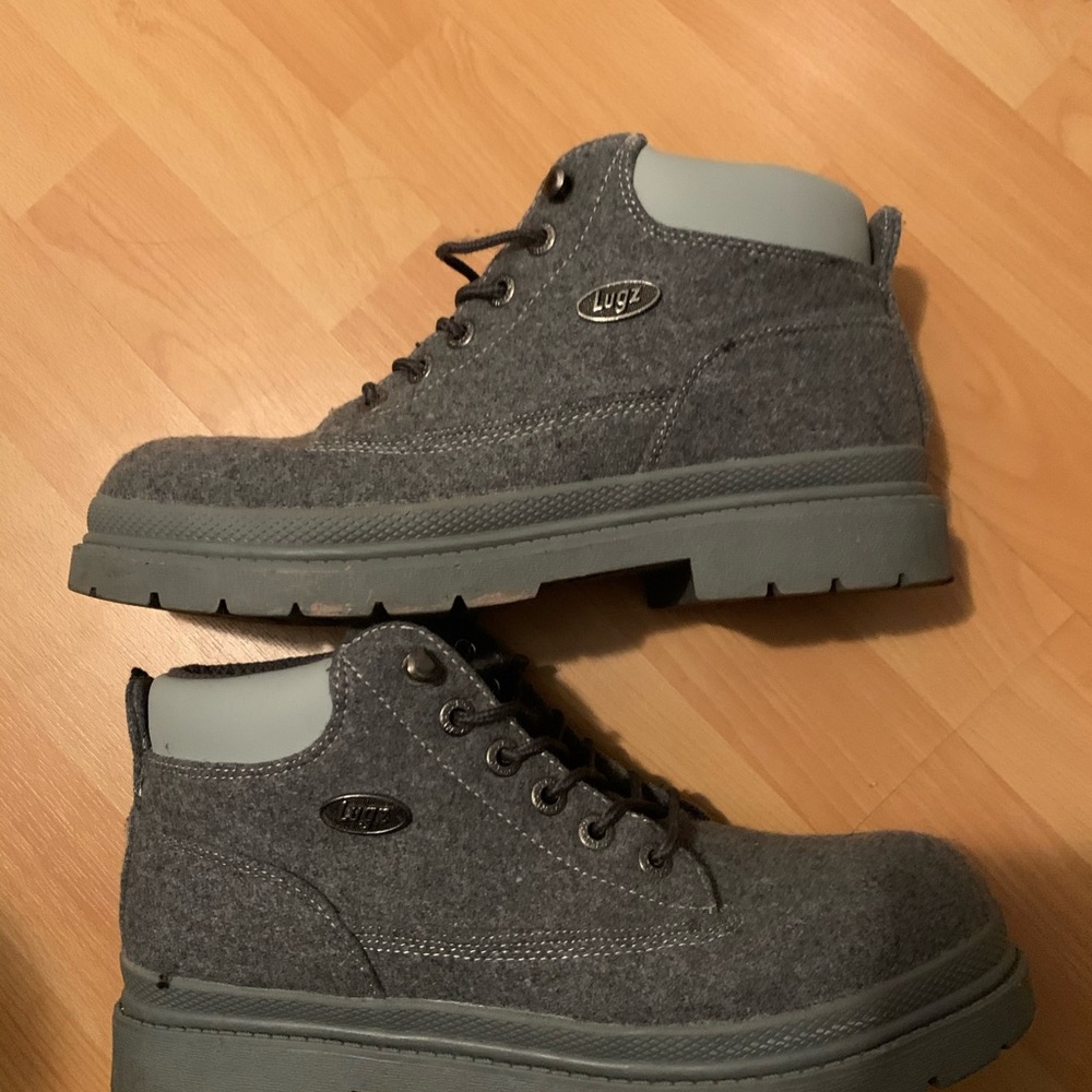 Lugz 6” Peacoat boots (Gray)